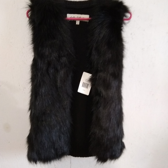 NWT Black faux fur front sweater vest size small - Picture 2 of 6